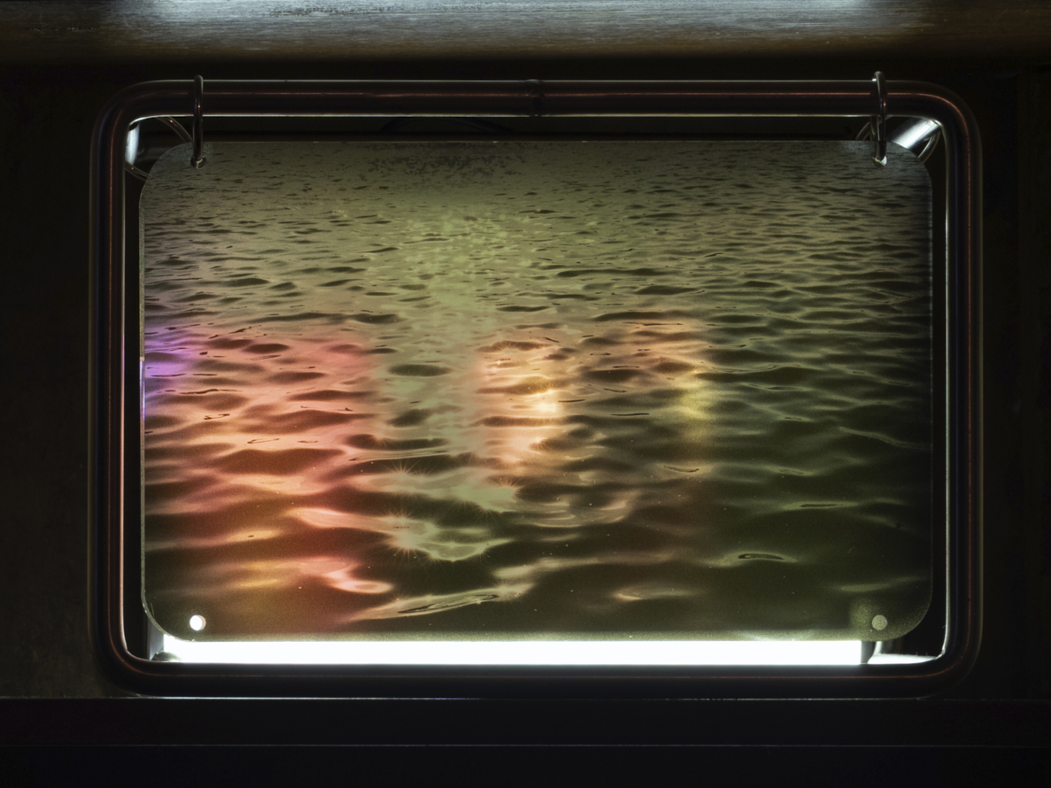 https://www.liushuwei.com/files/gimgs/47_liu-shuwei-drawer-of-light2-cave-of-swimmers.jpg