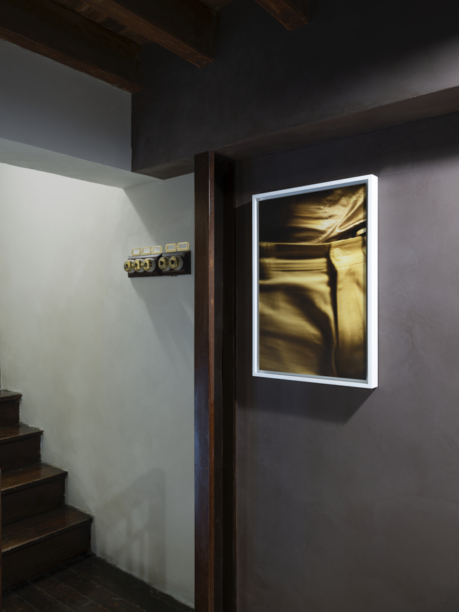 https://www.liushuwei.com/files/gimgs/49_liu-shuwei-vanishing-act-installation-view-b05.jpg