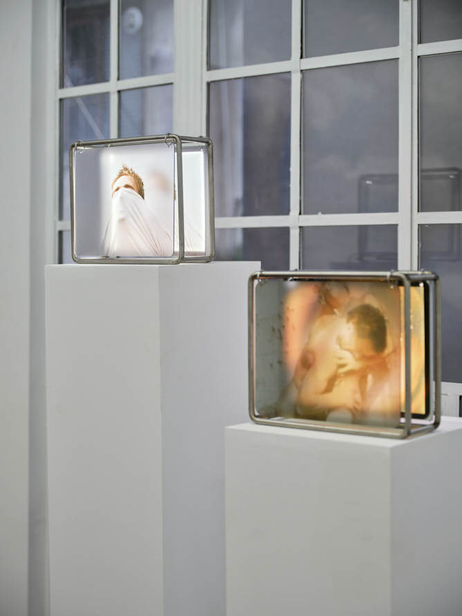 https://www.liushuwei.com/files/gimgs/51_liu-shuwei-endless-rotation-6.jpg