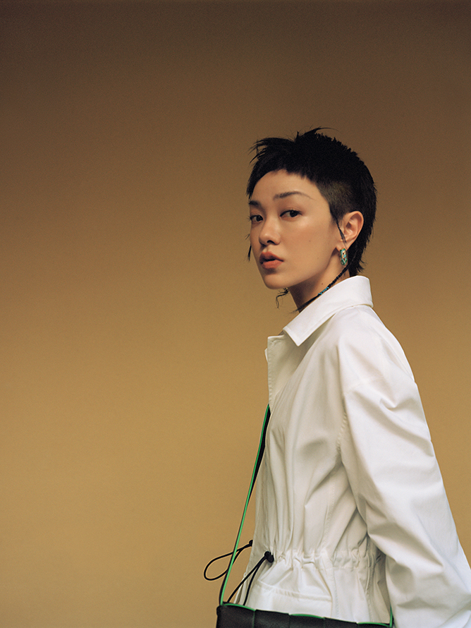https://www.liushuwei.com/files/gimgs/53_liu-shuwei-amber-kuo-bottega-4.jpg