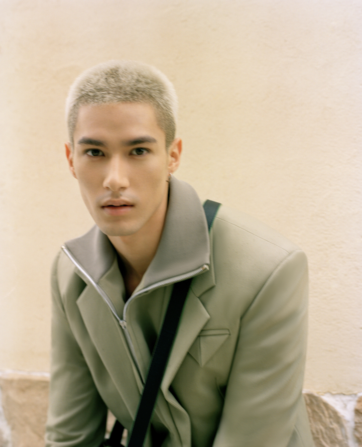 https://www.liushuwei.com/files/gimgs/53_liu-shuwei-mika--bottega-veneta.jpg